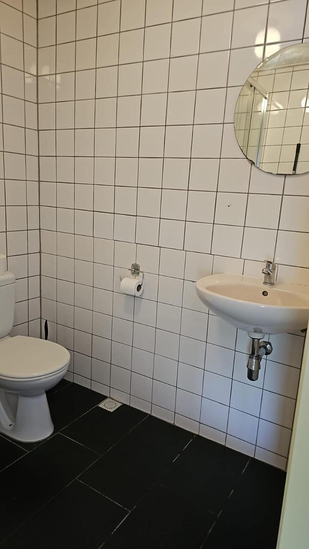 Benb Pieterburen Broek Bagian luar foto