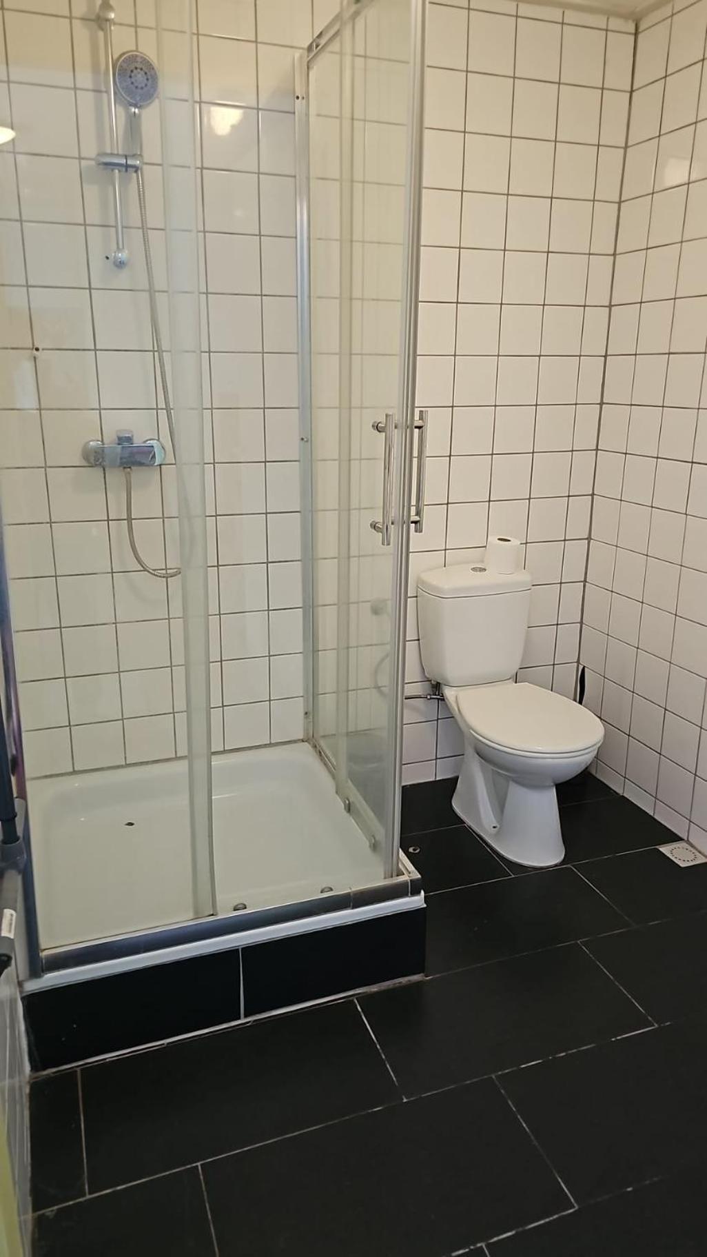 Benb Pieterburen Broek Bagian luar foto