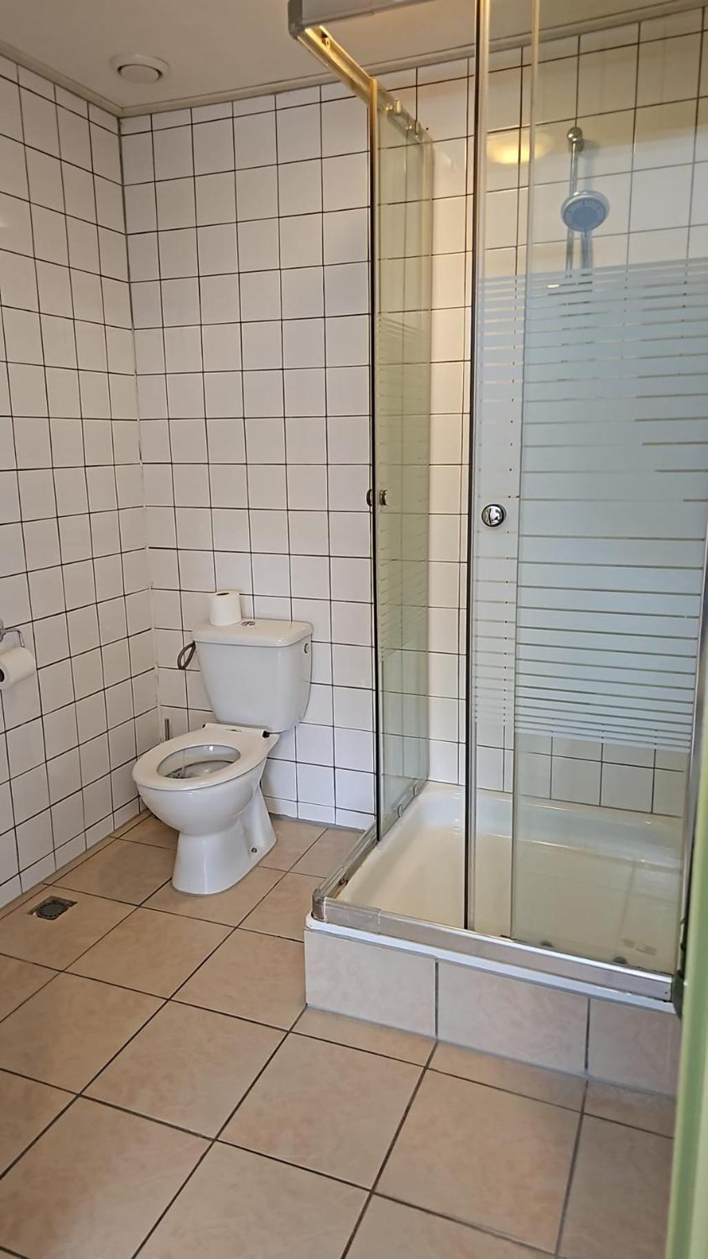 Benb Pieterburen Broek Bagian luar foto