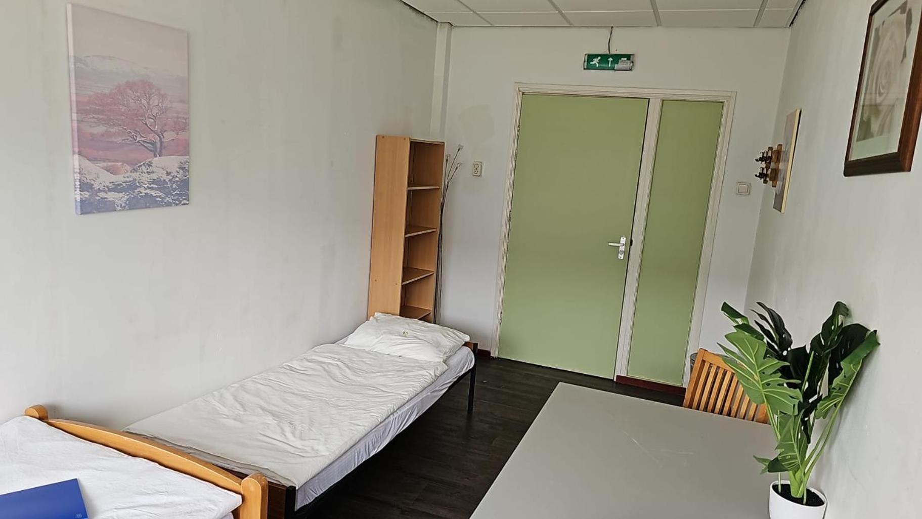 Benb Pieterburen Broek Bagian luar foto