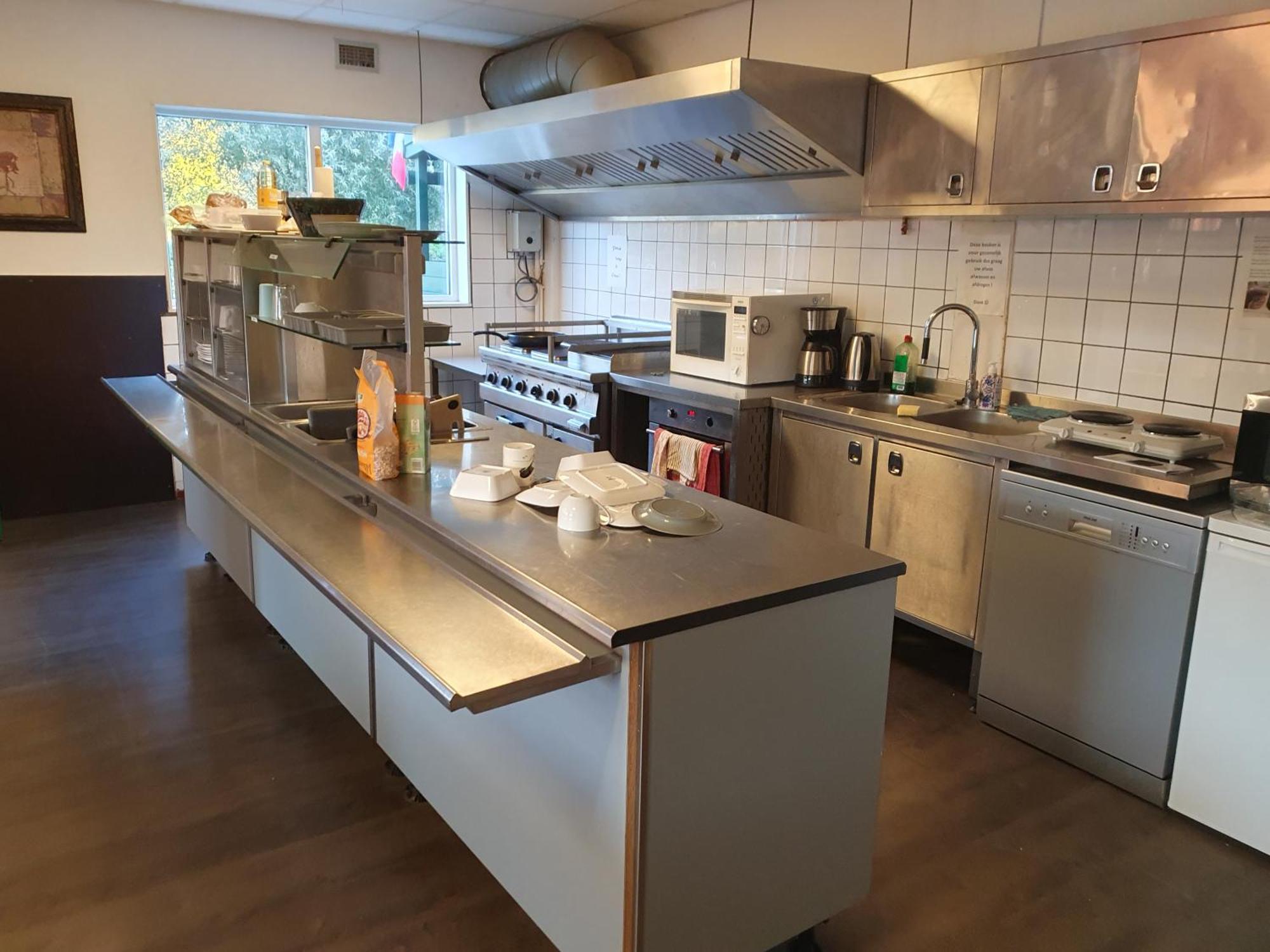 Benb Pieterburen Broek Bagian luar foto